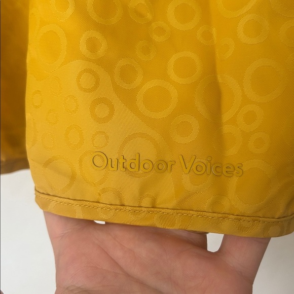 Outdoor Voices GeoShine 3 Skort Size Large yellow shorts skirt - Picture 6 of 8
